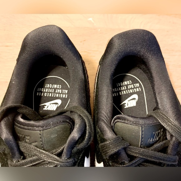 Air Force 1 '07 LX 'Black Gum' Woman’s size 8. Black suede. Worn once. - Picture 7 of 8